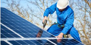Installation Maintenance Panneaux Solaires Photovoltaïques à Ville-di-Pietrabugno
